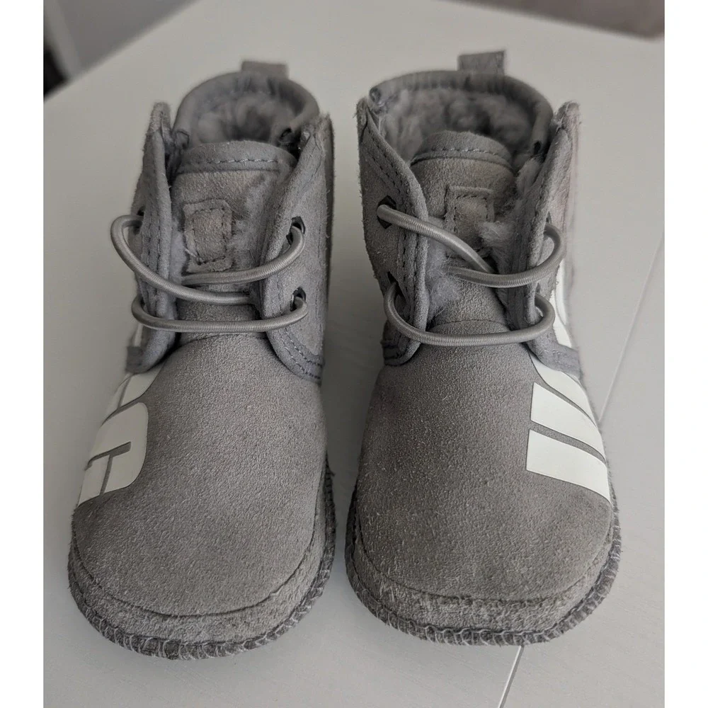 UGG wrap little
